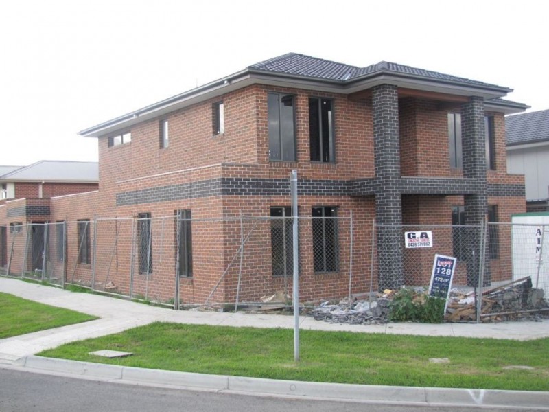 9 Pine Park Drive, Epping VIC 3076