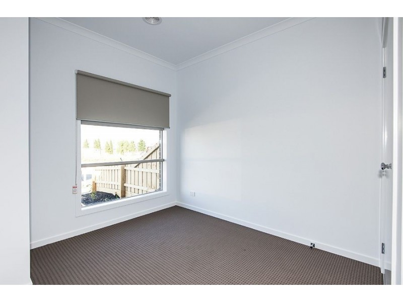 14 Jarama Boulevard, Epping VIC 3076