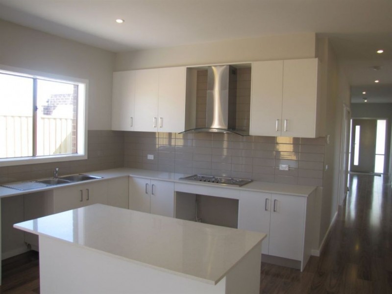 98 Highpark Drive, Epping VIC 3076