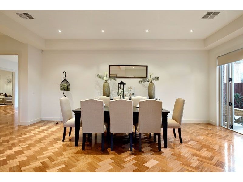 21 Violet Grove, Kew East VIC 3102