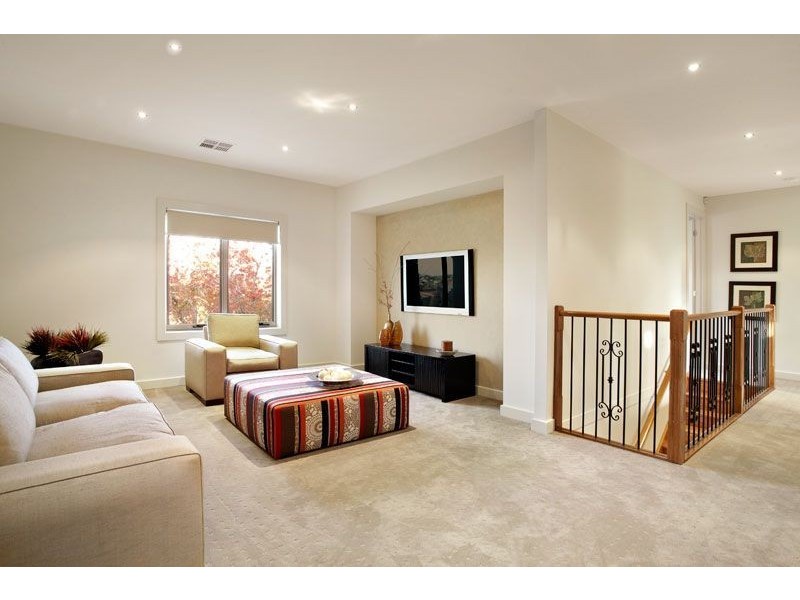 21 Violet Grove, Kew East VIC 3102