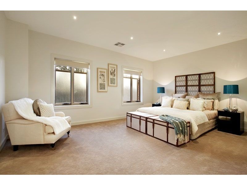 21 Violet Grove, Kew East VIC 3102