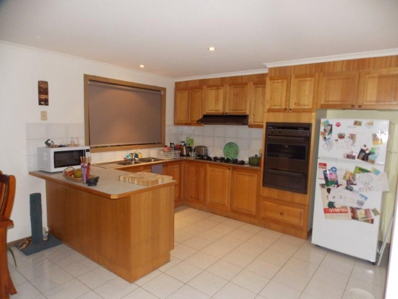 a/2 Polydor Court, Epping VIC 3076