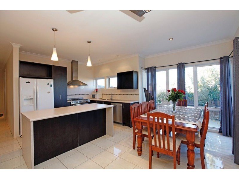 1 Rawlings Terrace, Epping VIC 3076