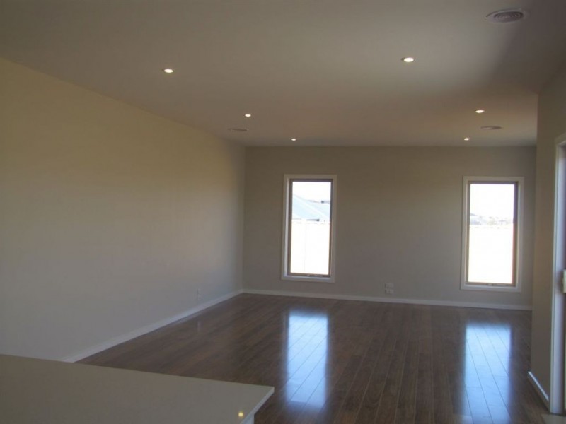 126 Highpark Drive, Wollert VIC 3750