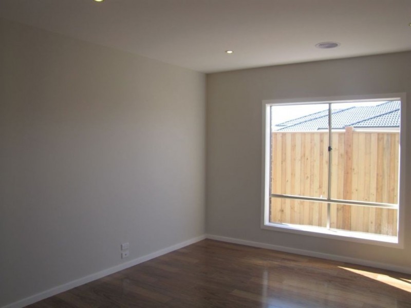 126 Highpark Drive, Wollert VIC 3750