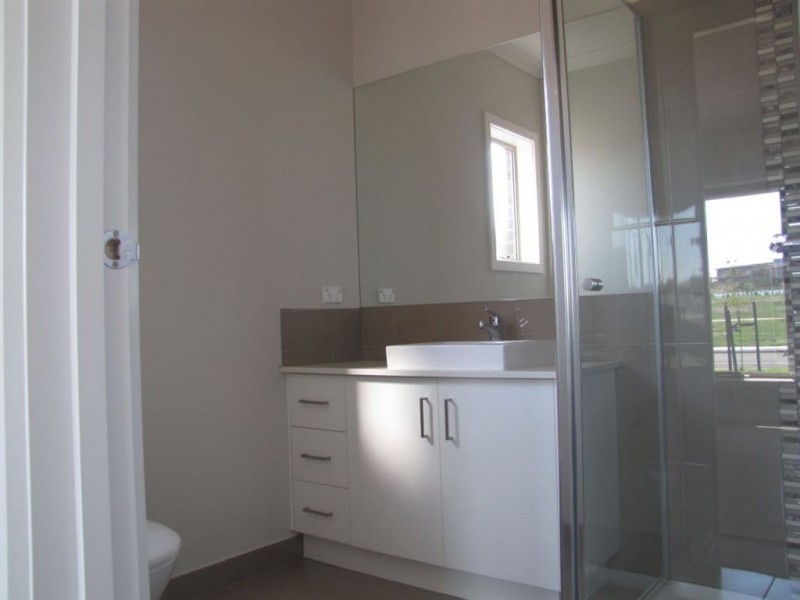 126 Highpark Drive, Wollert VIC 3750