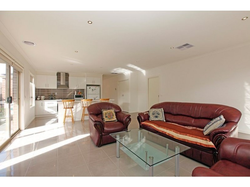 31 Creswick Drive, Epping VIC 3076