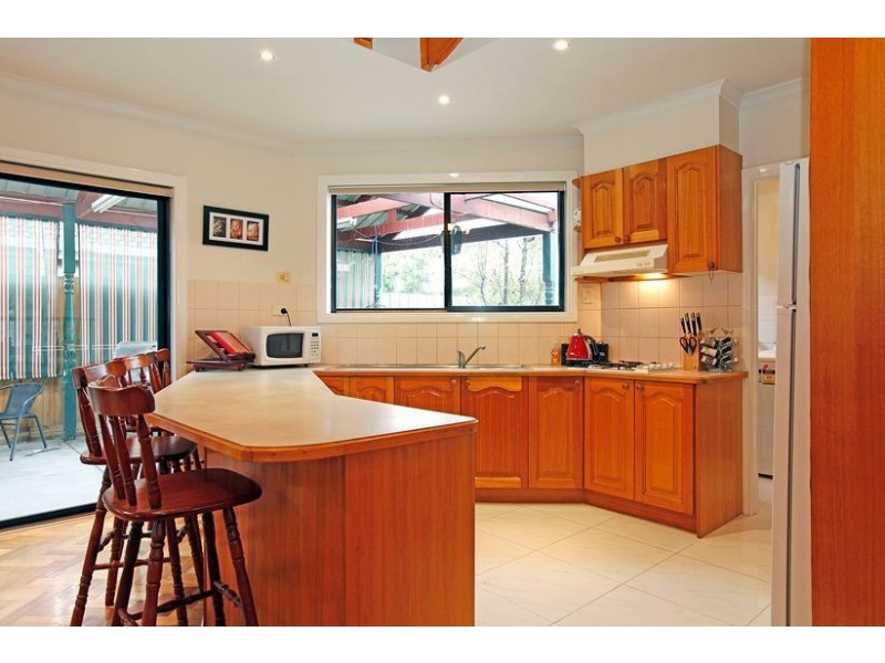 104 Prince of Wales Avenue, Mill Park VIC 3082