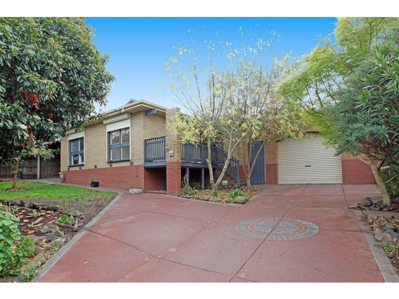 2 Page Court, Lalor VIC 3075