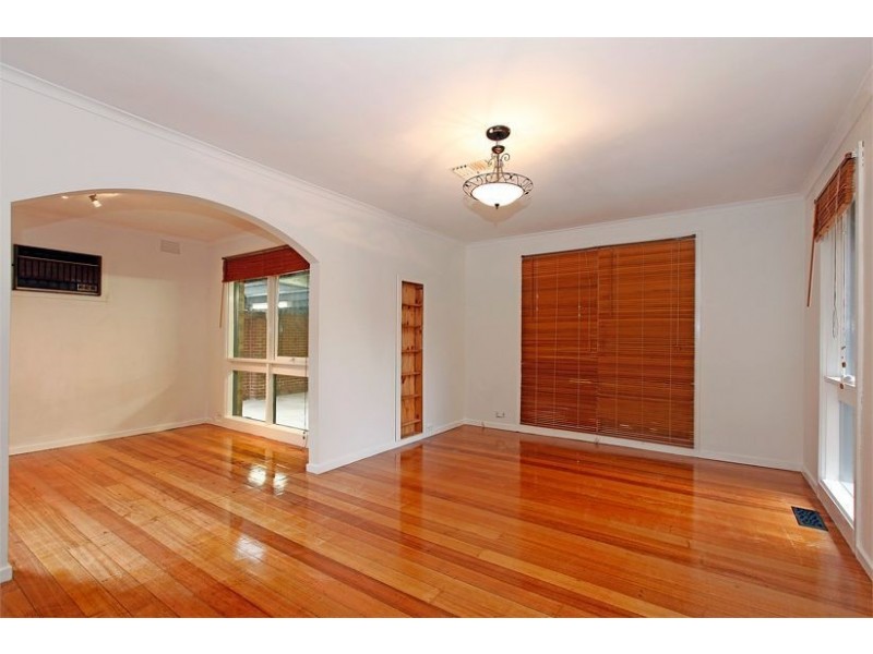 2 Page Court, Lalor VIC 3075