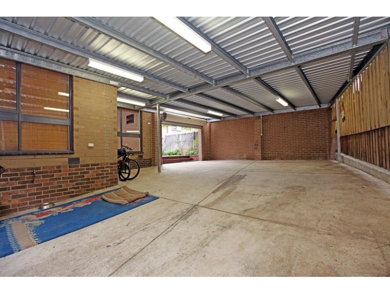 2 Page Court, Lalor VIC 3075