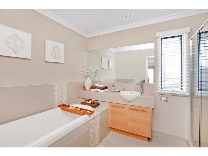 54 Huntington Drive, Craigieburn VIC 3064