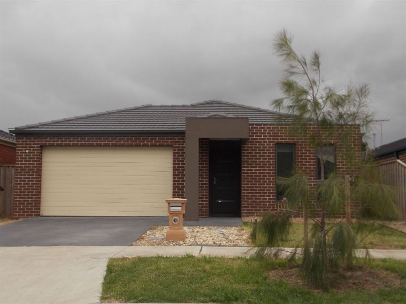 16 Kumara Circuit, South Morang VIC 3752