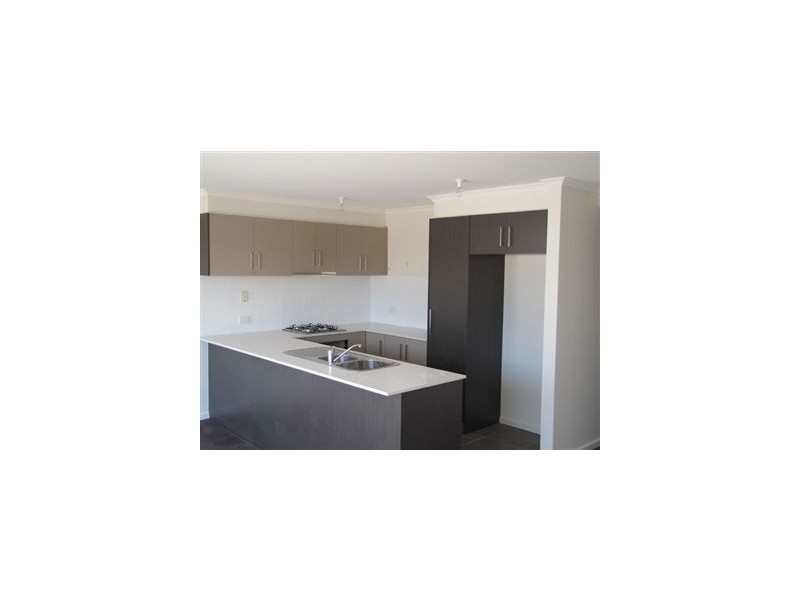 76 Hayston Boulevard, Epping VIC 3076