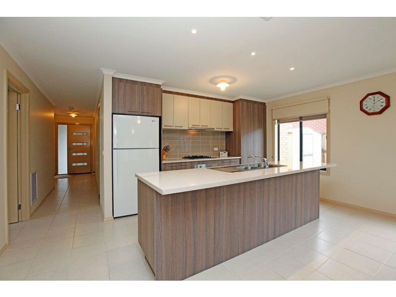 2 Cordoba Way, Mernda VIC 3754