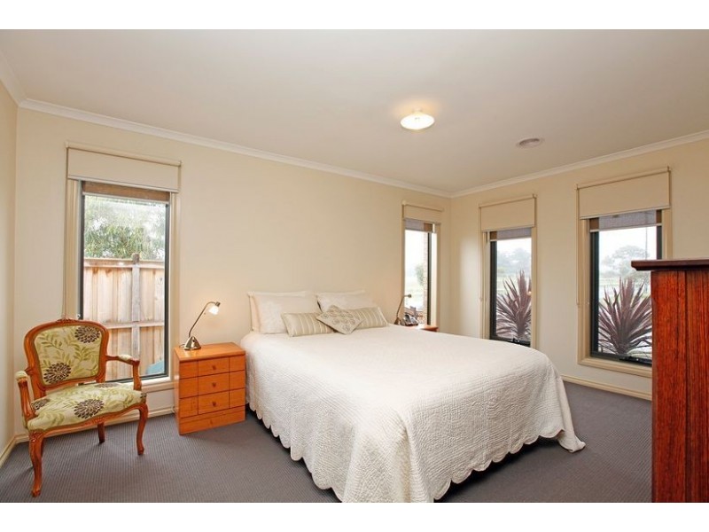 2 Cordoba Way, Mernda VIC 3754