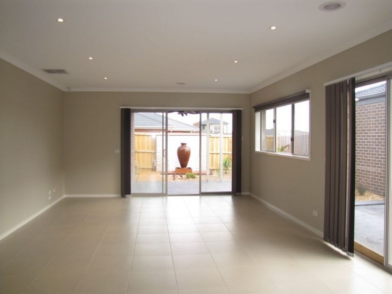 41 Verde Parade, Epping VIC 3076