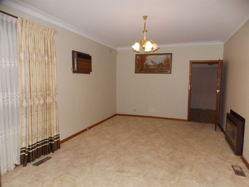 25 Barton Street, Reservoir VIC 3073