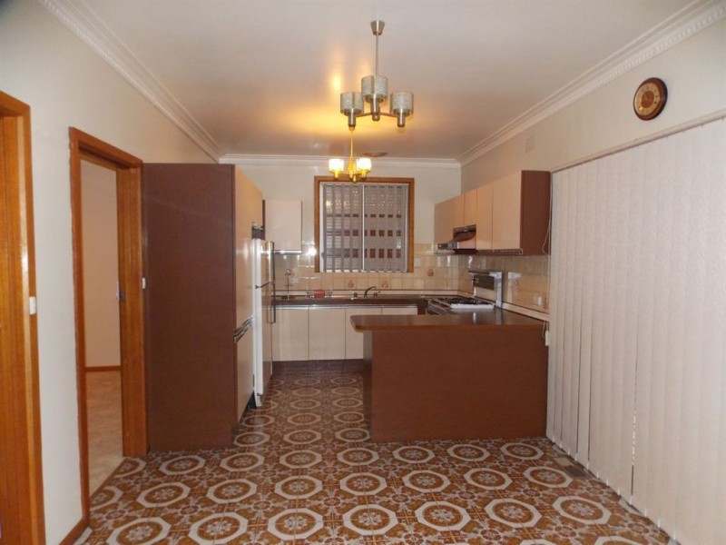 25 Barton Street, Reservoir VIC 3073