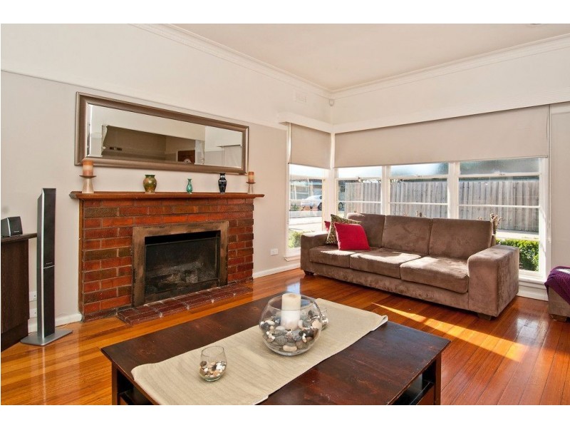 19 Gratwick Street, Lalor VIC 3075