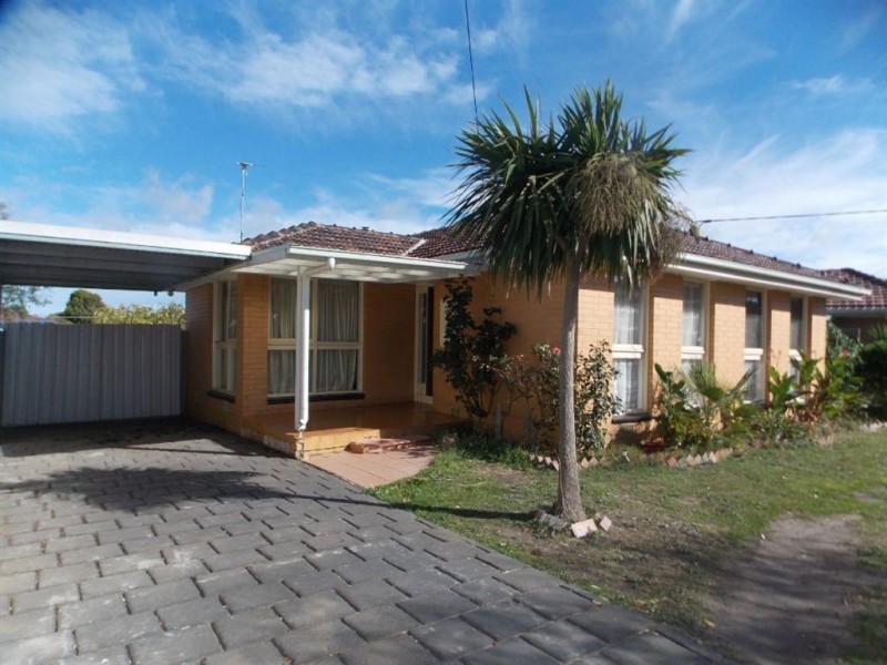 35 Savannah Crescent, Epping VIC 3076