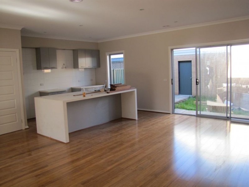 30 Mareborne Street, Epping VIC 3076