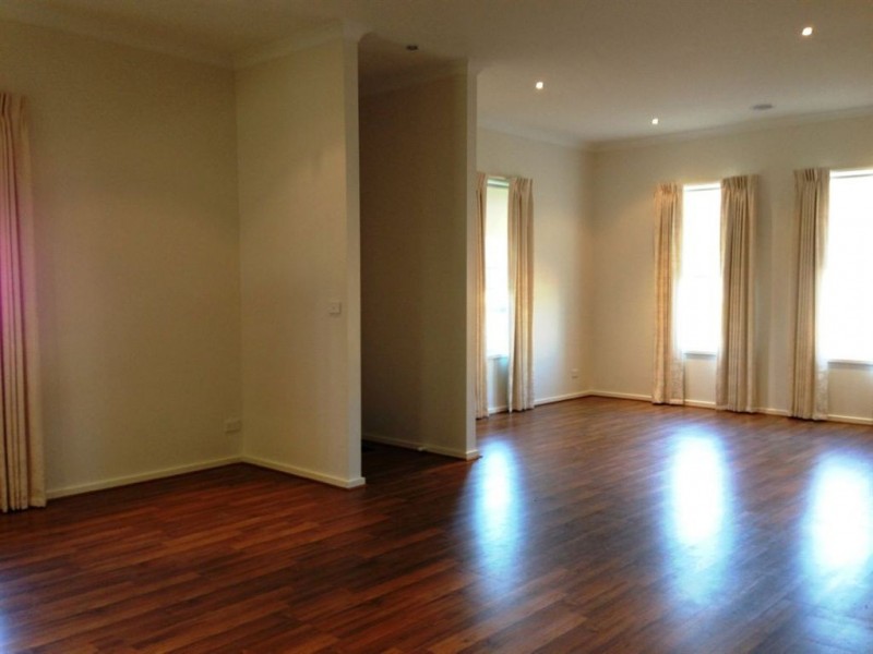 1/39 Old Plenty Road, South Morang VIC 3752