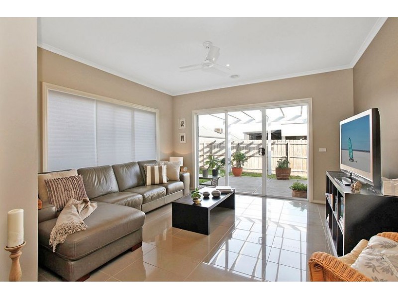 17 Starlight Gardens, Epping VIC 3076