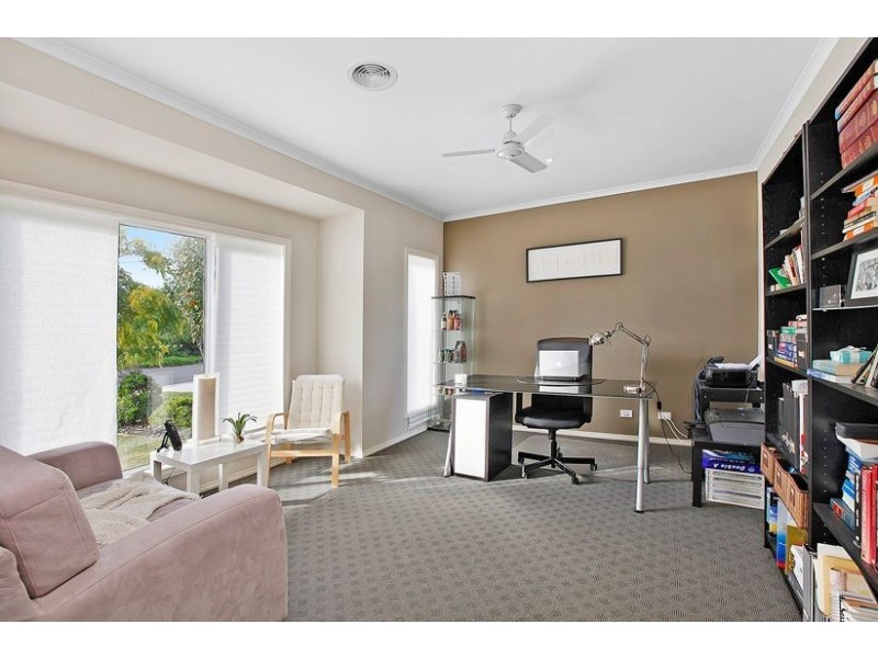 17 Starlight Gardens, Epping VIC 3076