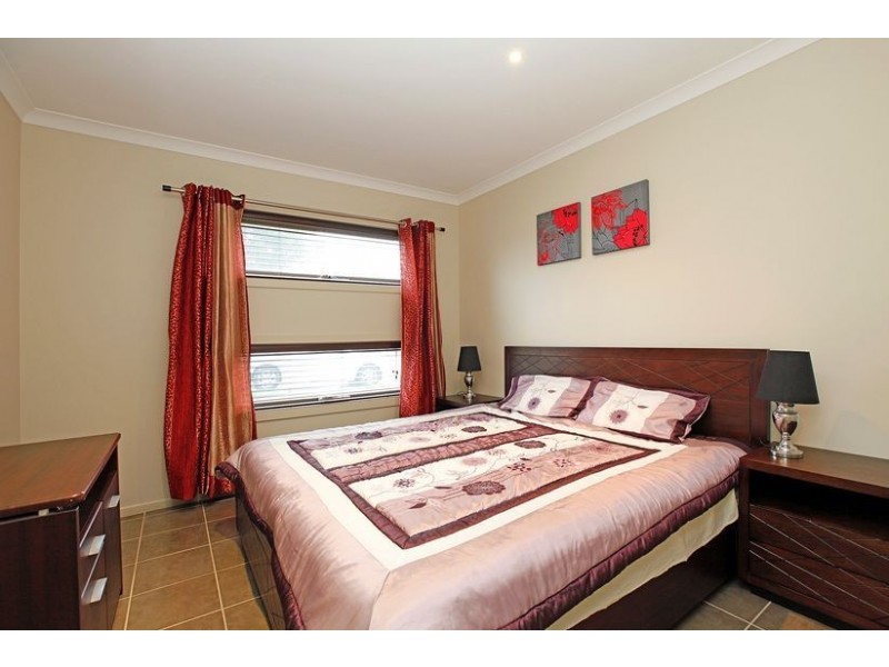 7 Lustre Close, Epping VIC 3076