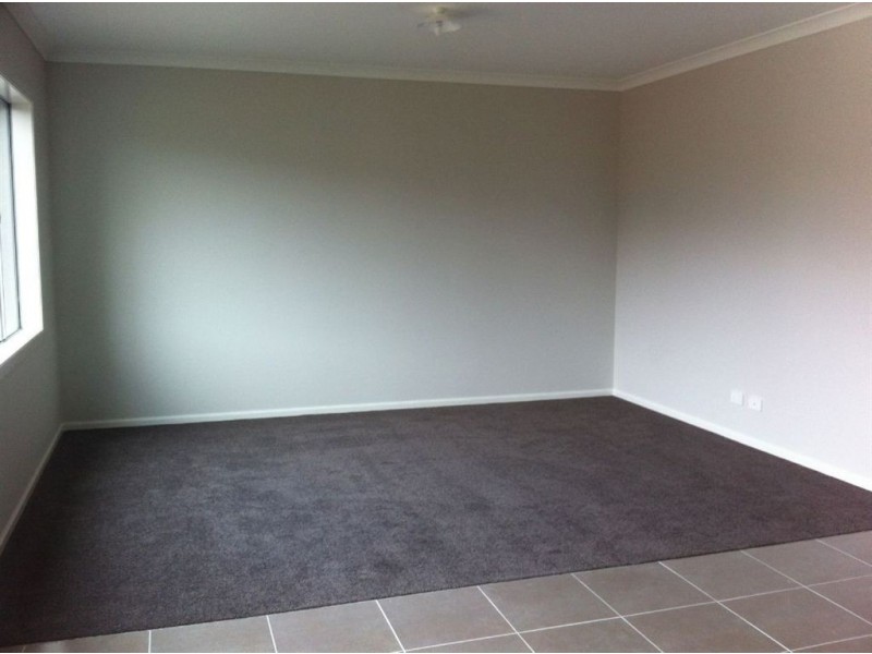 39 Lockhart Crescent, Mernda VIC 3754