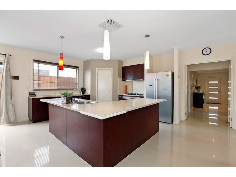 32 Farmhouse Boulevard, Epping VIC 3076