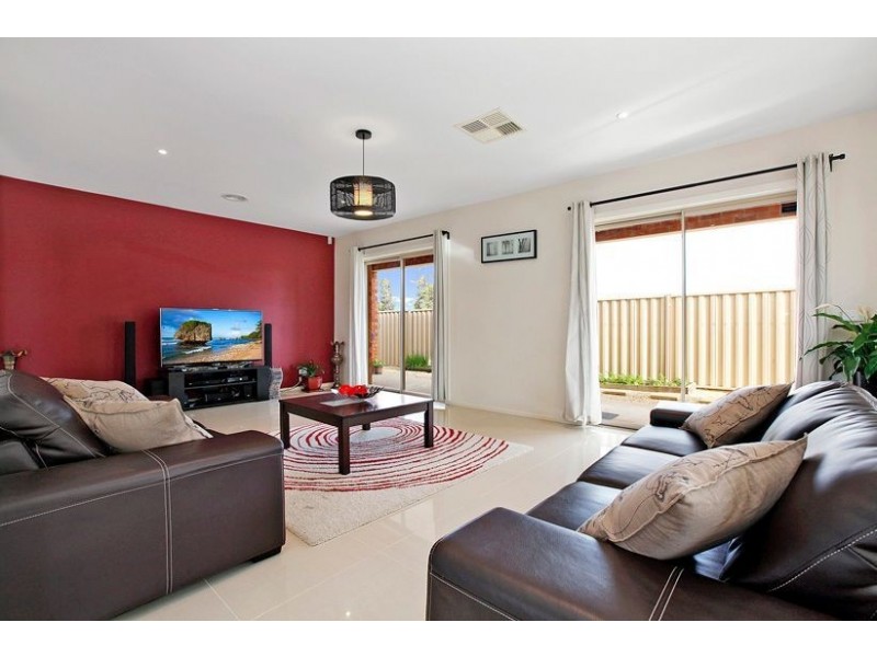 32 Farmhouse Boulevard, Epping VIC 3076