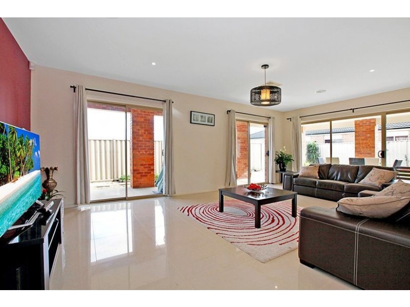 32 Farmhouse Boulevard, Epping VIC 3076