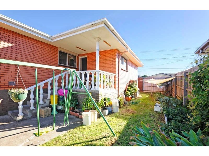 1 Page Court, Lalor VIC 3075