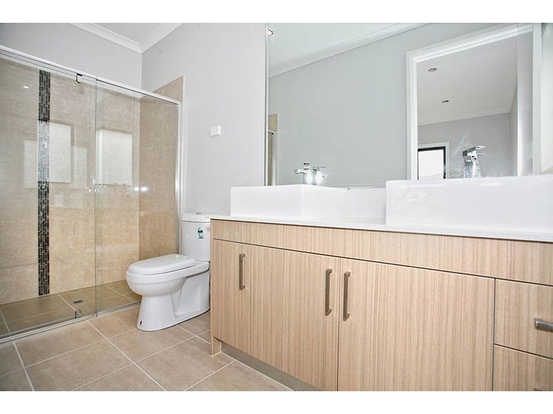 34 Cotchin Close, Epping VIC 3076