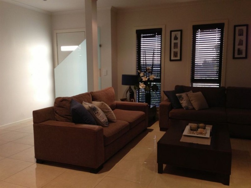 12/13 Viewgrand Boulevard, Epping VIC 3076