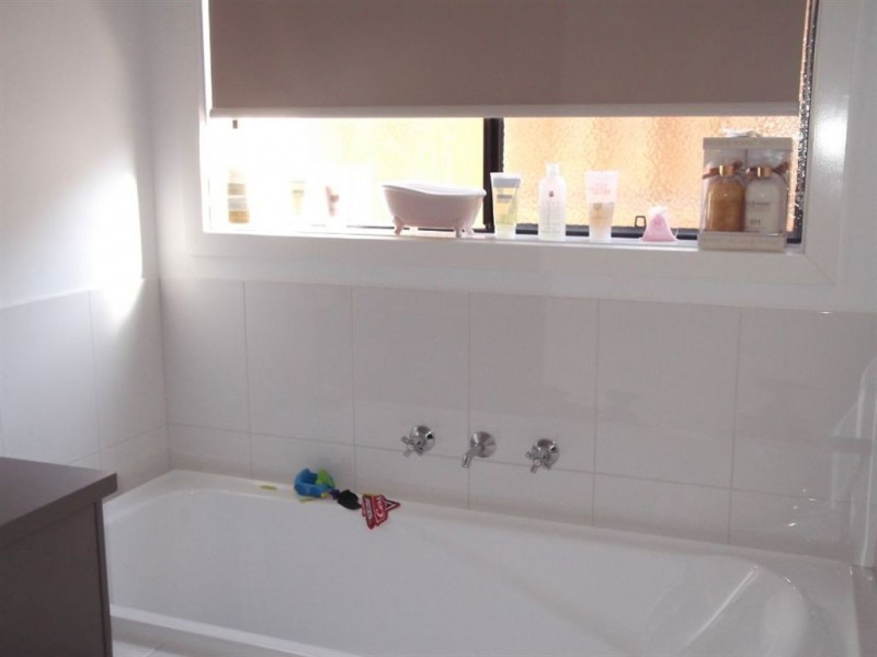 46 Eliot Avenue, Doreen VIC 3754