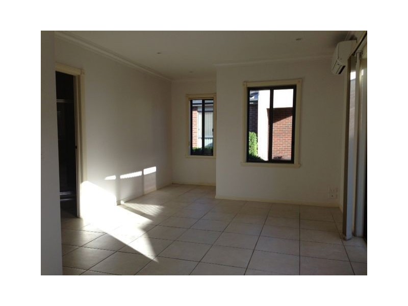 2/37 Rufus street, Epping VIC 3076
