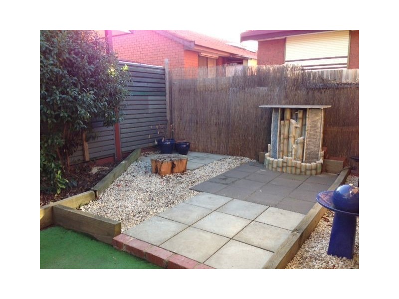 2/37 Rufus street, Epping VIC 3076