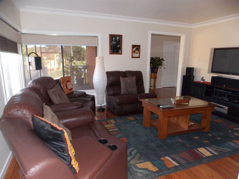 5 Pamela Court, Thomastown VIC 3074