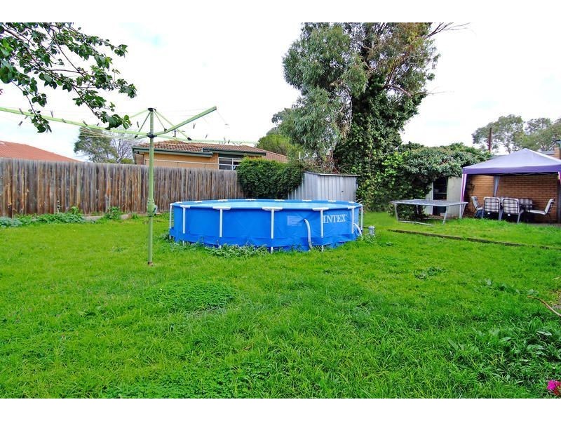 29 Beaumont Crescent, Lalor VIC 3075