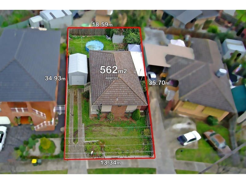 29 Beaumont Crescent, Lalor VIC 3075