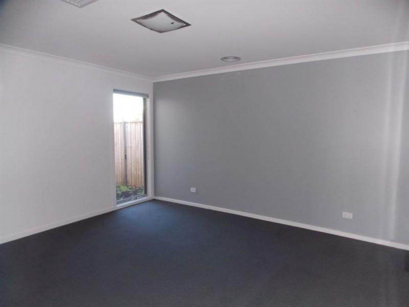 4 Efficient Street, Epping VIC 3076