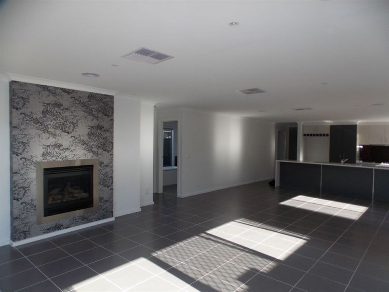 4 Efficient Street, Epping VIC 3076