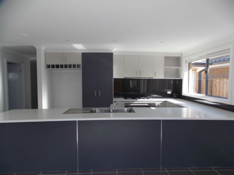 4 Efficient Street, Epping VIC 3076