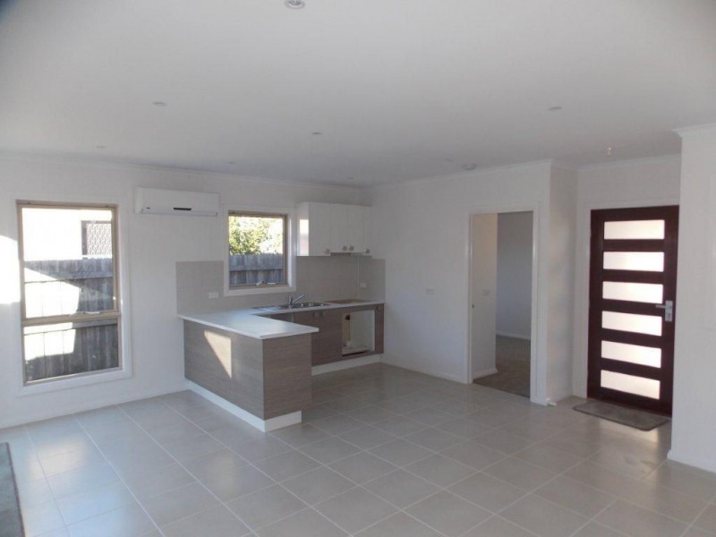 3/8 Edna Street, Thomastown VIC 3074