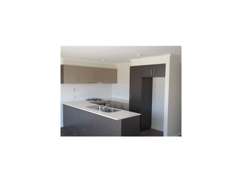 76 Hayston Boulevard, Epping VIC 3076