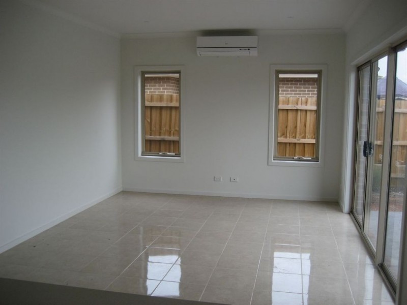 3/7 Rosamond Way, Epping VIC 3076